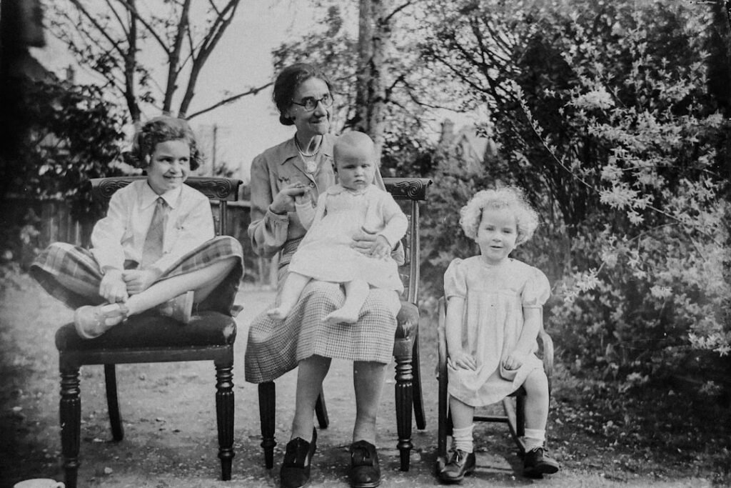 Photo Family Tree