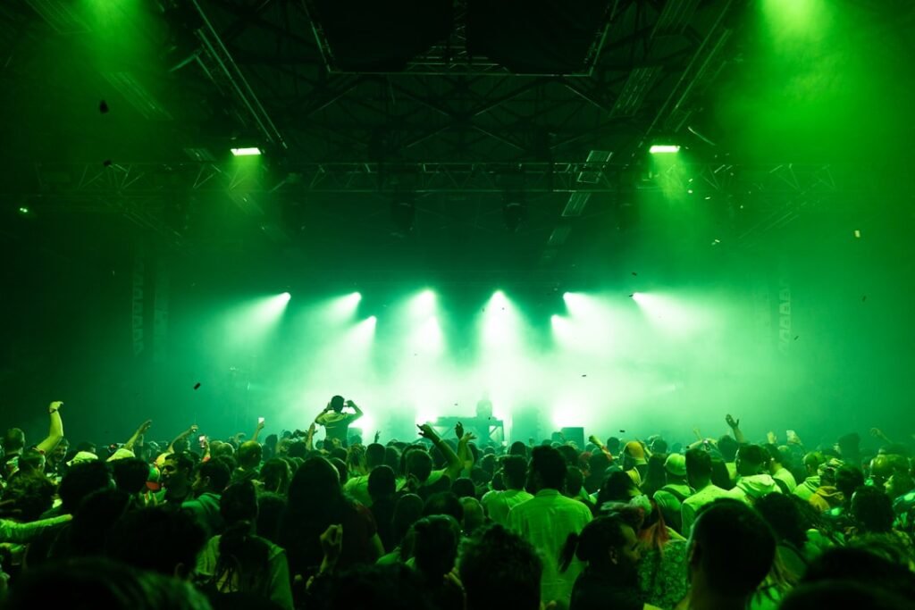 Photo Crowd dancing