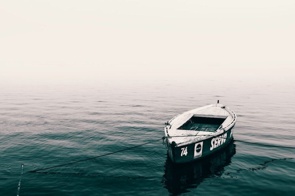 Photo Image: Sauna boat Nouns: Sauna, boat