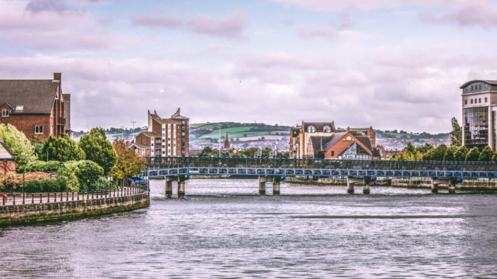 Photo Image: Waterfront restaurants