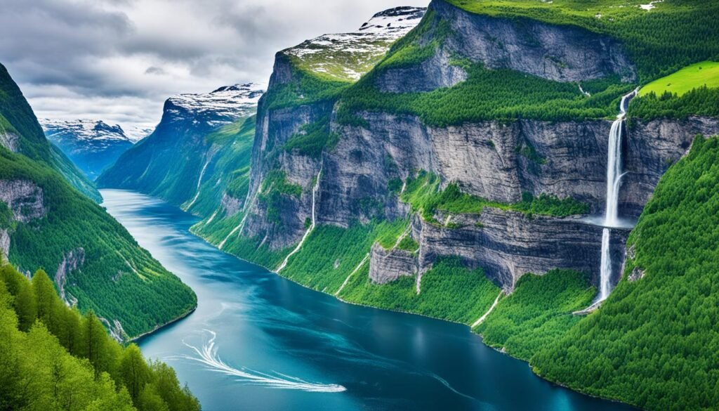 盖朗厄尔峡湾：世界遗产指南