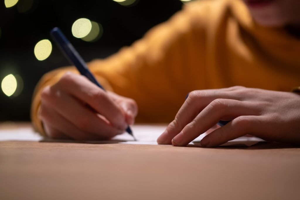 Photo job application letter writing skills